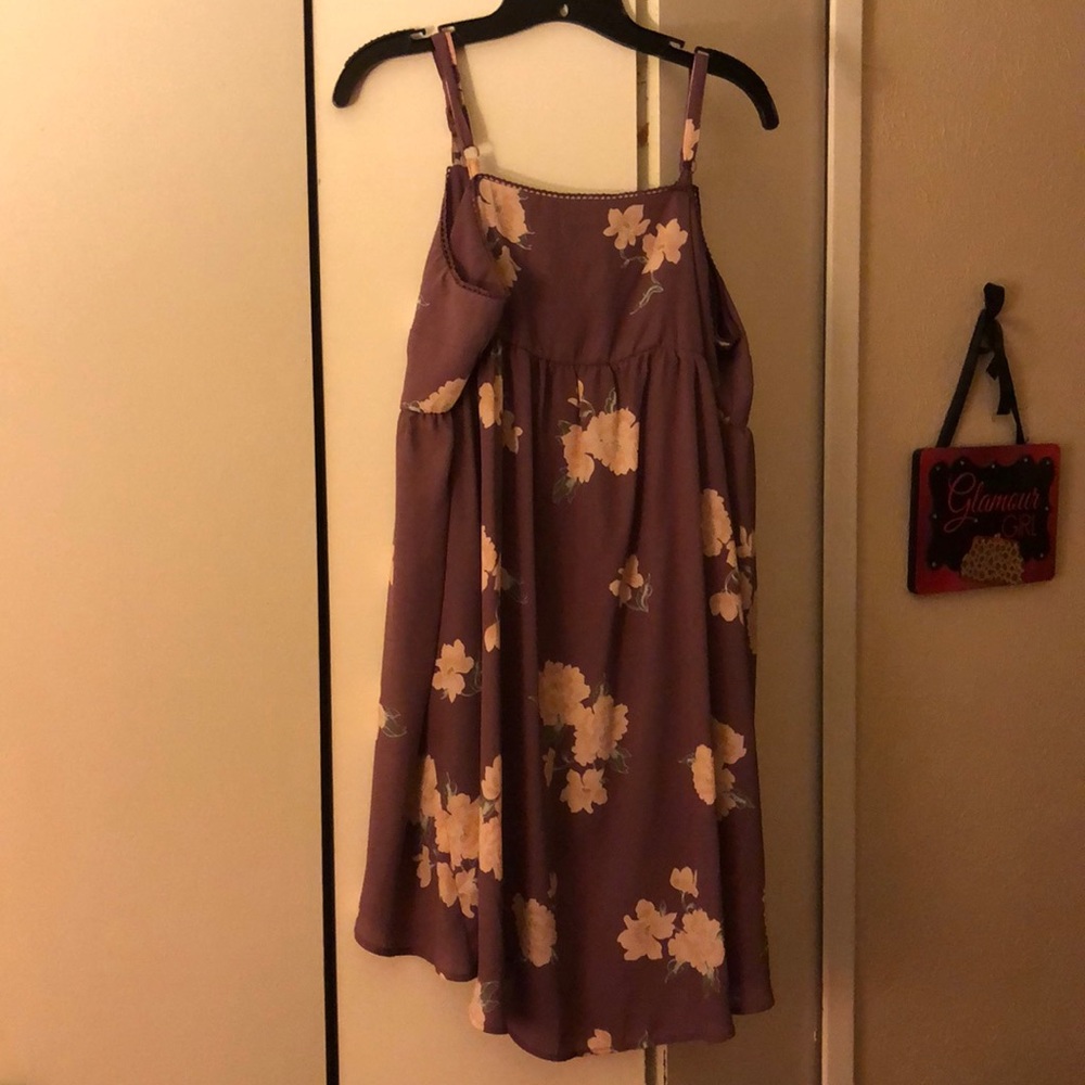 Torrid: High-Low Cami Top - Picture 2 of 3